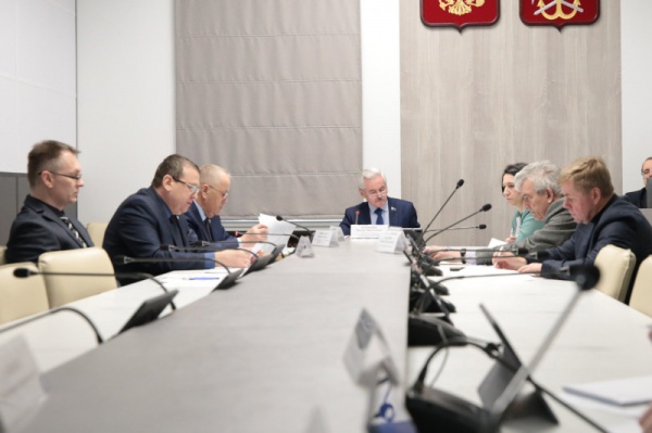 Депутаты Мурманской облдумы поддержали законопроект, позволяющий использовать резервы финансовых и материальных ресурсов до ЧС