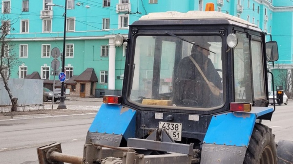 С улиц Мурманска вывезено 240 м³ снега