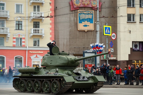 В Мурманске прошла первая репетиция военного парада