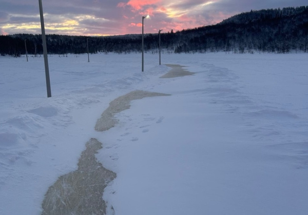 Гостей «Снежинки» в Мурманске предупреждают о ветре и снежных заносах
