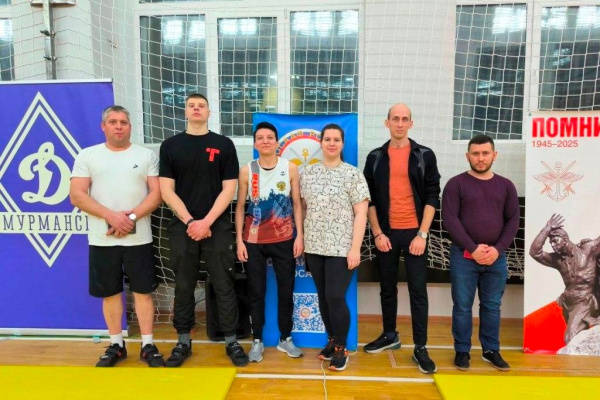 Сотрудники УФСИН России по Мурманской области завоевали призовые места в соревнованиях «Динамо» по гиревому спорту