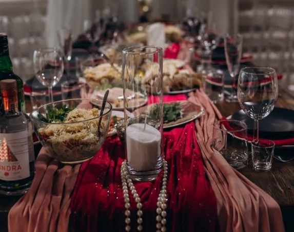 Минимум 50 тысяч стоит отметить Новый год в домике в Мурманской области 