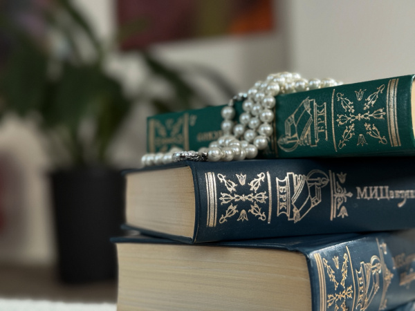 Известно, какие книги читают жители Мурманска разных поколений