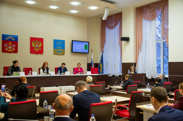 Депутаты горсовета рассмотрели 14 вопросов, которые изменят жизнь мурманчан