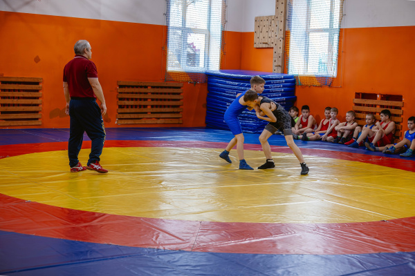 Движение с детства: как спорт помогает предотвратить зависимость