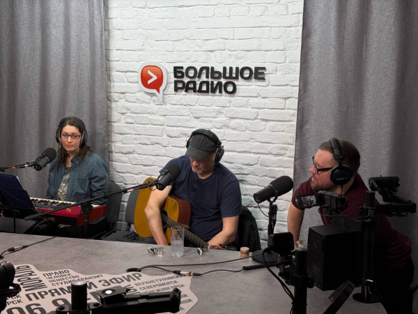 «Мы ощущаем себя частицей всего божьего творения»: группа «частИца» о своем пути и музыке