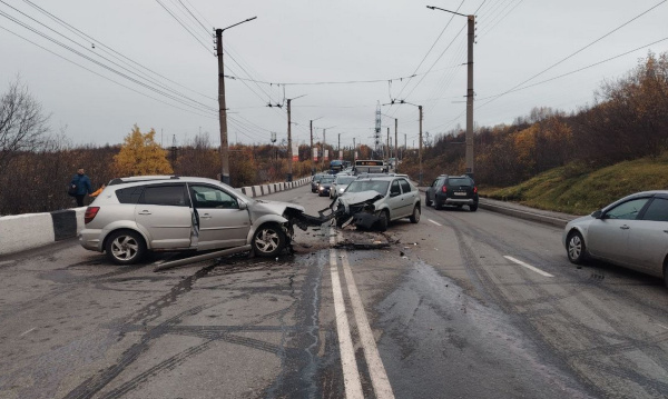 В аварии под Североморском погиб человек