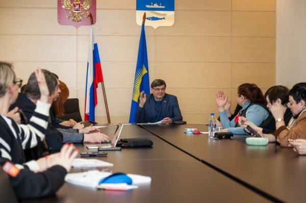 На этой неделе комиссии Совета депутатов города Мурманска рассмотрели 11 вопросов