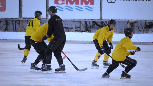 У мурманских хоккеистов впереди много работы