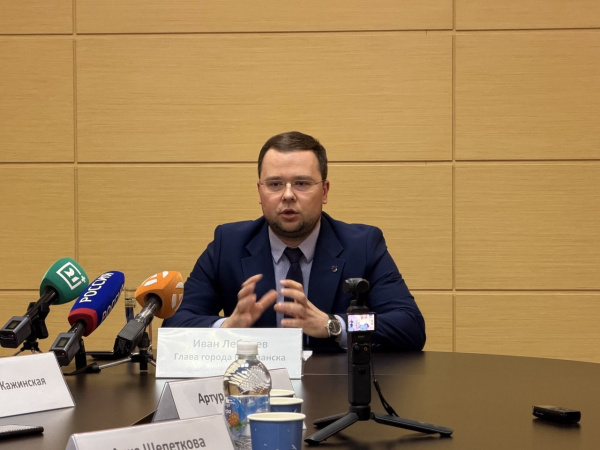 Прорабатываем план: мэр Мурманска рассказал о помощи приюту для животных 