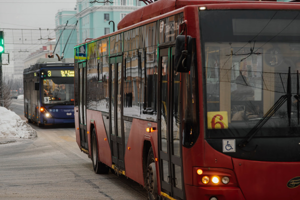 В понедельник график работы транспорта Мурманска изменится