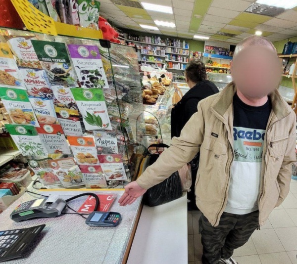 В Заполярном мужчине грозит до 6 лет лишения свободы за покупки с чужой карты
