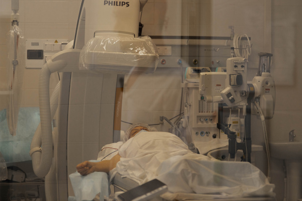 В Мурманске четыре человека погибли после падения с высоты