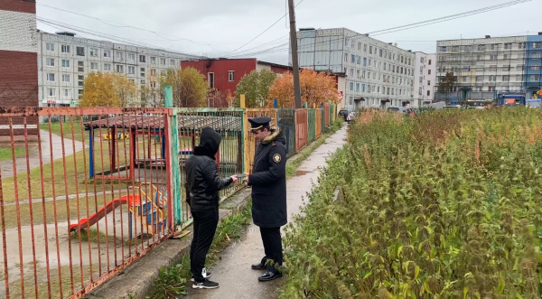 В ЗАТО Александровск есть бывшие мигранты, не вставшие на учет 
