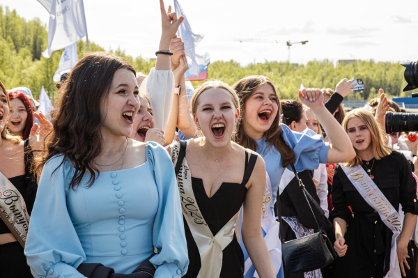 В Мурманской области определены даты последних звонков