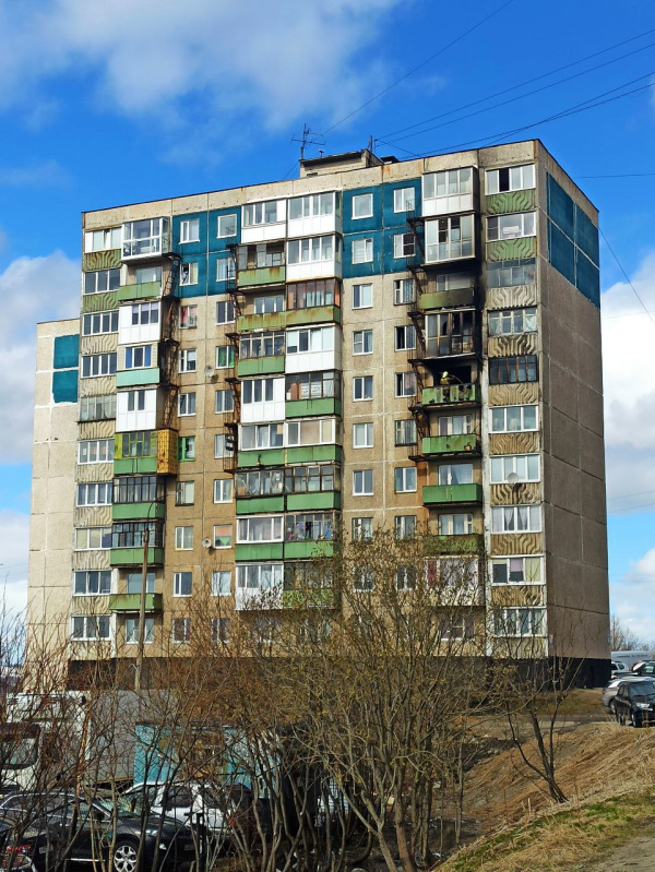 Пожар в мурманской многоэтажке повредил 3 квартиры