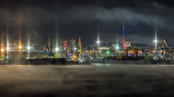 В ММТП отключили подсветку кранов, чтобы сократить расходы