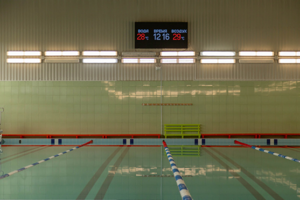 Из-за проблем с электричеством в Мурманске закрылся «Авангард»