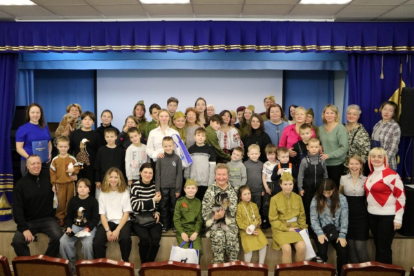 Мурманские кинологи УФСИН напомнили о подвигах собак на войне