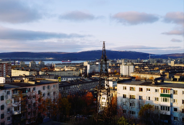 Стабильность погоды в Заполярье обеспечивает циклоническая депрессия в Норвежском море