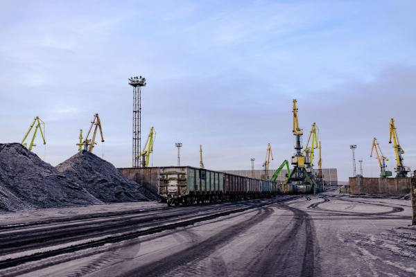 На Мурманский морской торговый порт пожаловались в прокуратуру